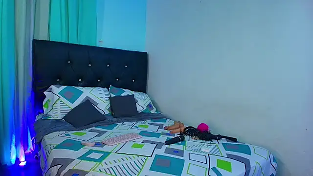 Lulu swarts online show from 02-10-26, 07:07