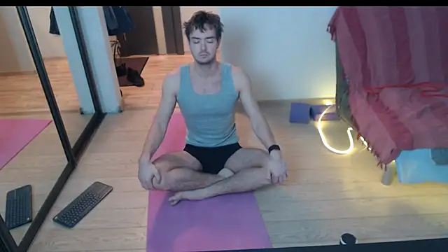 lucky swimmer online show from 12-02-25, 03:56