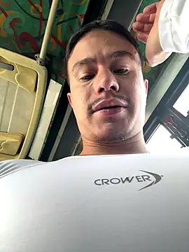 RaySullivan online show from 11-29-25, 03:26