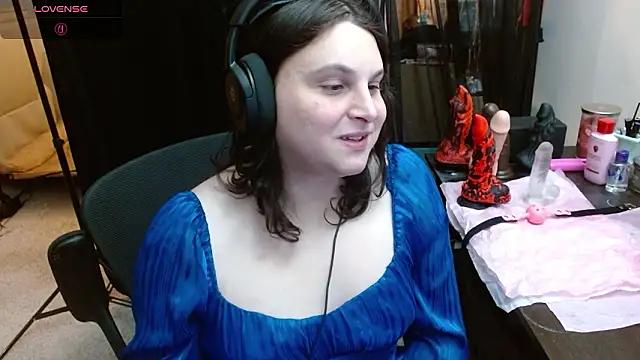 Snapshot of Salacious_Sage chatting on 02-13-26, 11:45 Salacious Sage online show from 02-13-26, 11:45