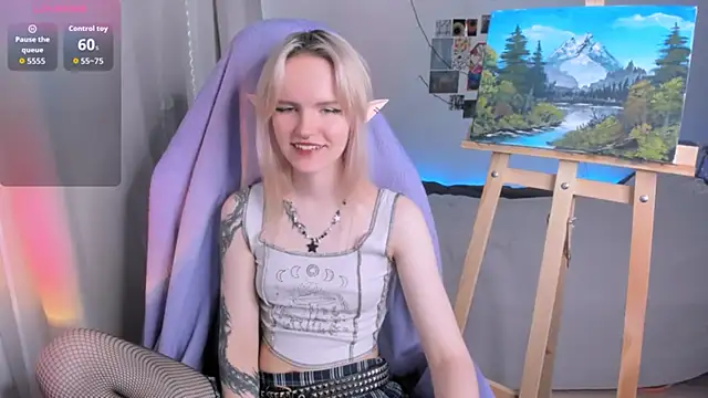 Snapshot of Mel_the_drawer chatting on 05-25-26, 03:40 Mel the drawer online show from 05-25-26, 03:40