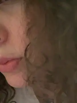 Snapshot of antonellastonne chatting on 11-09-25, 08:51 antonellastonne online show from 11-09-25, 08:51