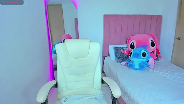 Janettcruz online show from 03-31-26, 05:46