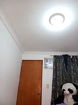 Reichel05  online show from 03-04-26, 05:35