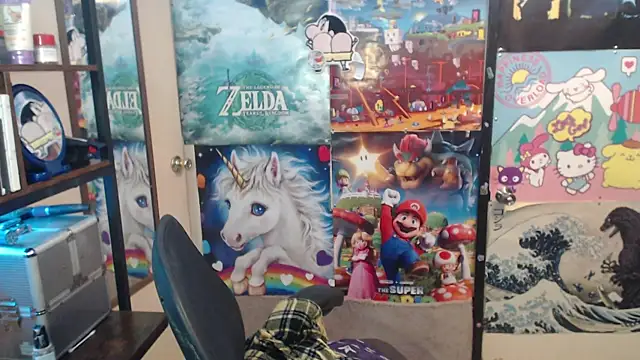 Savanah Banana  online show from 11-14-25, 10:36