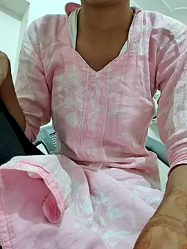 Isha kumari 69 online show from 03-06-26, 03:52