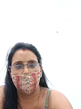 sanjana077 online show from 02-21-26, 06:53