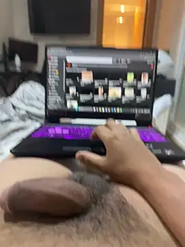 Snapshot of Hernan268 chatting on 11-05-25, 09:09 Hernan268 online show from 11-05-25, 09:09