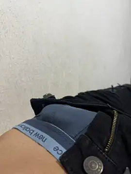 Joven192007 online show from 04-30-26, 01:34