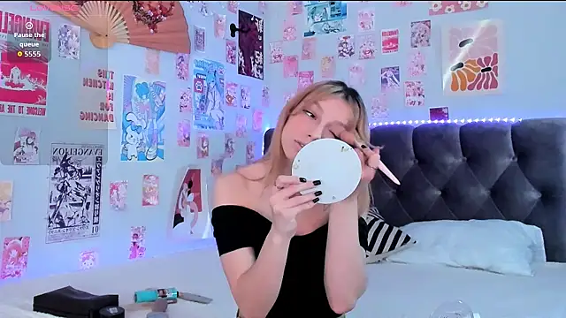 CindyMoriLove online show from 04-30-26, 06:09