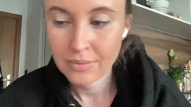 Ameli8 online show from 03-13-26, 03:40