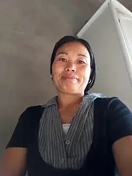 Karen china online show from 11-27-25, 02:24