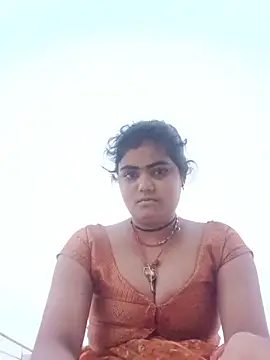Riya lovely0143 online show from 06-10-26, 11:46