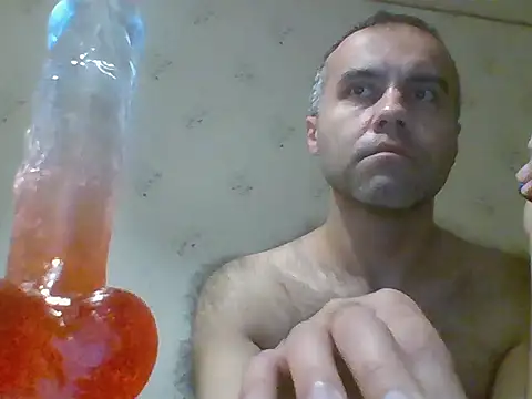 Snapshot of Kreol69 chatting on 11-17-25, 04:07 Kreol69 online show from 11-17-25, 04:07