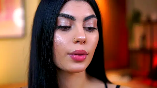 RavennaDArcy online show from 11-22-25, 08:08