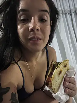 Snapshot of NathySweet chatting on 05-19-26, 01:56 NathySweet online show from 05-19-26, 01:56