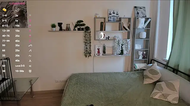 TawnyaVanschaick online show from 04-24-26, 08:39