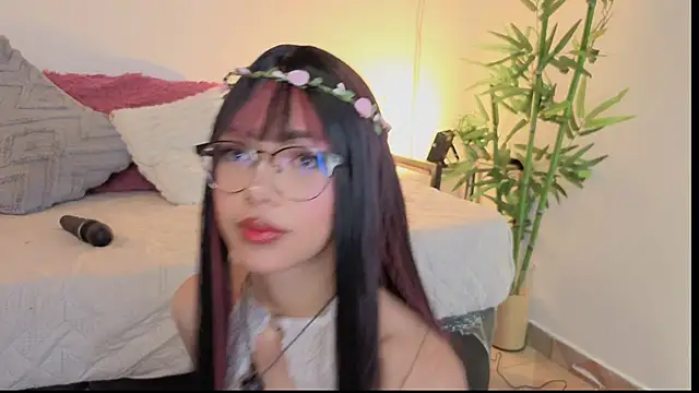 Snapshot of _ViolletteNoir_ chatting on 03-07-26, 08:17 ViolletteNoir online show from 03-07-26, 08:17