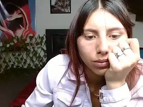 LuluKiss  online show from 11-05-25, 08:31