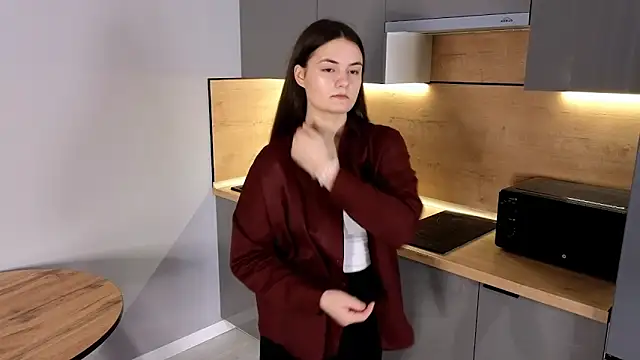 Snapshot of JoyBradley chatting on 11-30-25, 06:06 JoyBradley online show from 11-30-25, 06:06