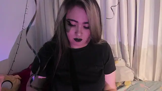 Lilith Zenith  online show from 03-13-26, 03:57