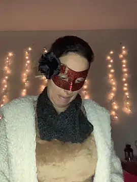 Snapshot of massagistahotbrunette chatting on 02-06-26, 10:46 massagistahotbrunette online show from 02-06-26, 10:46