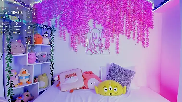  hanna sky online show from 11-08-25, 03:56