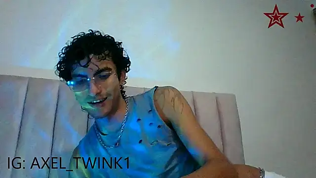 axel love13 online show from 01-10-26, 12:23