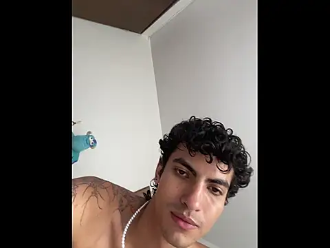 axel love13 online show from 03-12-26, 08:26