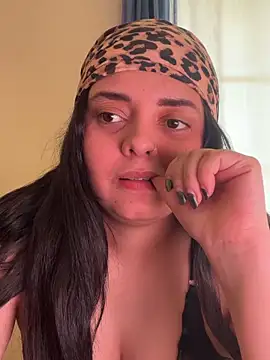 Snapshot of candicewest_ chatting on 02-08-26, 05:05 candicewest online show from 02-08-26, 05:05