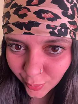 Snapshot of candicewest_ chatting on 03-05-26, 04:03 candicewest online show from 03-05-26, 04:03