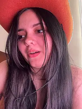 Snapshot of candicewest_ chatting on 03-08-26, 06:12 candicewest online show from 03-08-26, 06:12