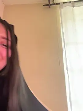 Snapshot of candicewest_ chatting on 03-11-26, 04:46 candicewest online show from 03-11-26, 04:46