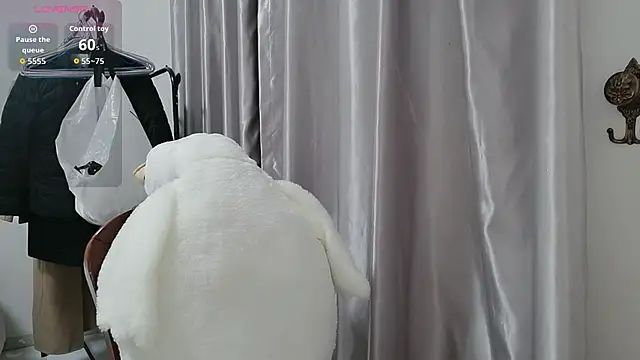 Wanwan61 online show from 11-29-25, 12:52