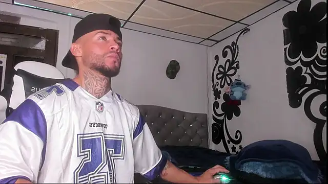 couple-hothot online show from 11-19-25, 09:26