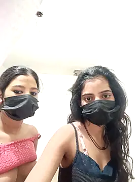 Hot komall online show from 02-14-26, 01:24