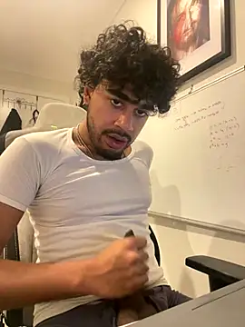 jayluvsu69 online show from 11-06-25, 08:37