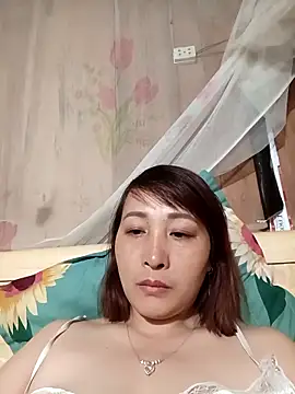 Missa-kute20 online show from 03-13-26, 02:45