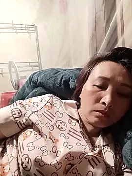 Missa-kute20 online show from 04-04-26, 02:47