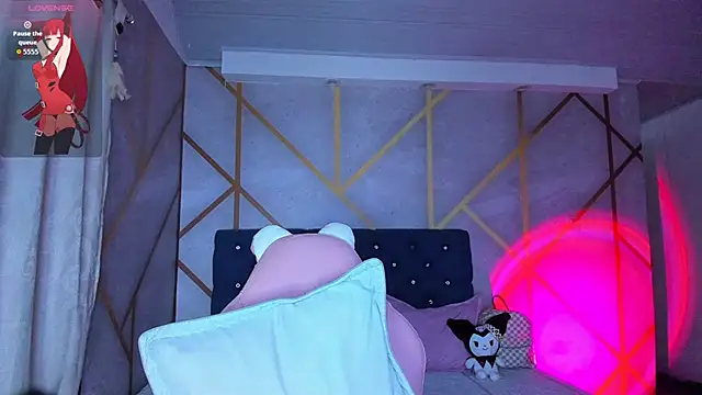  vaiolet owo online show from 02-26-26, 05:50