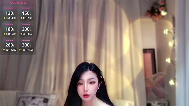 Snapshot of Lala-Baobei chatting on 05-23-26, 12:05 Lala-Baobei online show from 05-23-26, 12:05