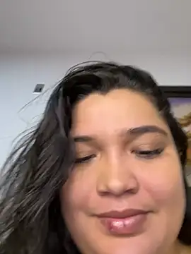 Snapshot of sweetmuslim01 chatting on 01-12-25, 02:14 sweetmuslim01 online show from 01-12-25, 02:14