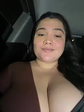 Snapshot of sweetmuslim01 chatting on 01-26-25, 04:41 sweetmuslim01 online show from 01-26-25, 04:41