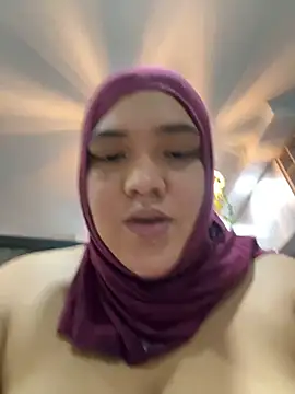 Snapshot of sweetmuslim01 chatting on 01-27-25, 12:22 sweetmuslim01 online show from 01-27-25, 12:22