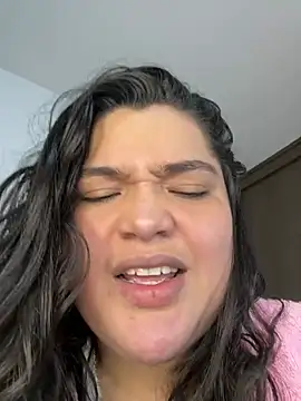 Snapshot of sweetmuslim01 chatting on 03-10-25, 02:50 sweetmuslim01 online show from 03-10-25, 02:50