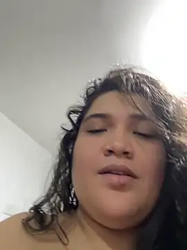 Snapshot of sweetmuslim01 chatting on 11-16-25, 03:56 sweetmuslim01 online show from 11-16-25, 03:56