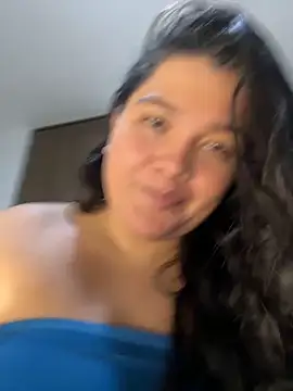 Snapshot of sweetmuslim01 chatting on 11-28-25, 06:27 sweetmuslim01 online show from 11-28-25, 06:27