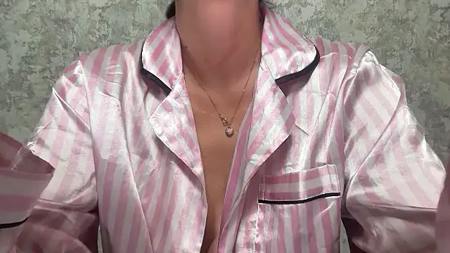 Angelinaa19 online show from 04-09-26, 07:52