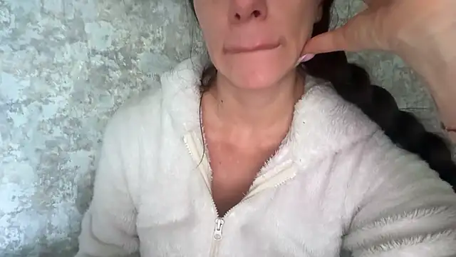 Angelinaa19 online show from 04-25-26, 01:03