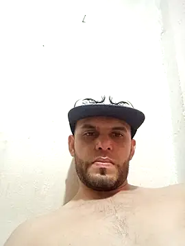 Snapshot of James21990 chatting on 11-11-25, 12:16 James21990 online show from 11-11-25, 12:16